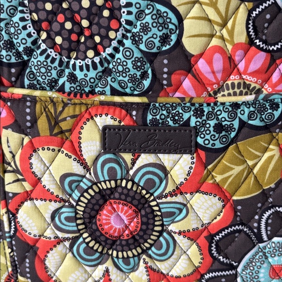 Vera Bradley Get Carried Away Tote - “Flower Shower” design - NWT - Picture 3 of 9